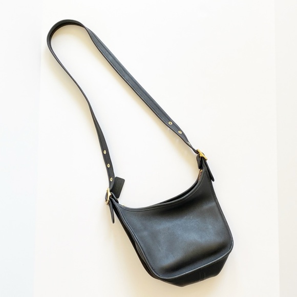 Coach Handbags - Coach Janice legacy crossbody bag black leather